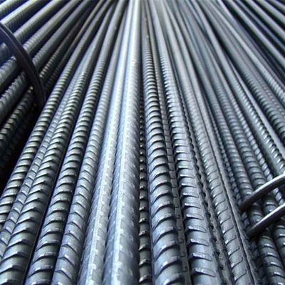 Barras de barra de hierro de acero de rebarro deformado para la construcción Estándar ASTM 6 o 12 Largura según el tamaño y el grado requeridos por el cliente