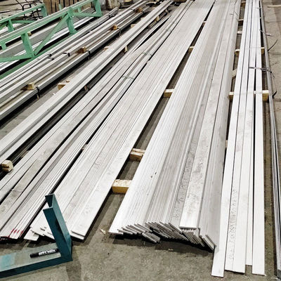 TSHS acabado de superficie barra redonda de acero de aleación laminada en caliente para decoración y rendimiento