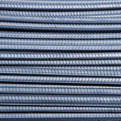 Tolerancia ± 1% HRB400 / HRB500 Barra de acero para la construcción Barra redonda reforzada de hormigón resistente a la corrosión