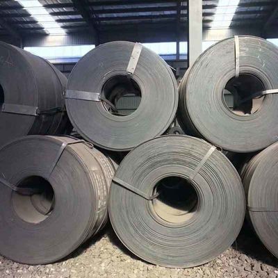 Envase de banda de acero al carbono laminado en caliente ASTM Q235 Q235B Q195 A283 con tolerancia ± 1% y ancho 600-1500 mm