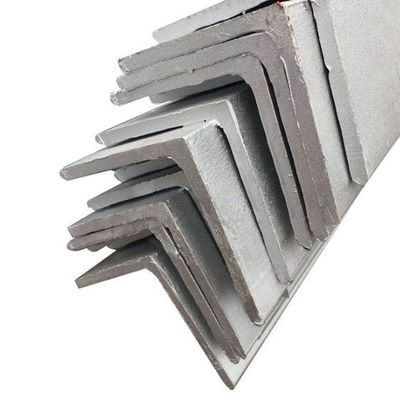 Tolerancia ± 1% Revestimiento de superficie dura Perforado con perfil L Galvanizado Ángulos iguales o desiguales de acero Ángulo de barra Hierro para 6m-12m de longitud