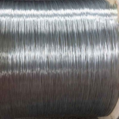 Técnica de malla de alambre galvanizado soldado para la fabricación de cercas de granja de longitud personalizada