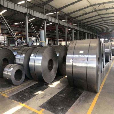 600-1500 mm Ancho Astm A36 A283 A387 Q235 Q345 S235jr Bobina de acero al carbono con superficie negra y grosor de 0,2-3 mm