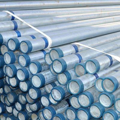 Construcción ligera sección redonda forma de tubería de acero al carbono sin costuras para una estructura fuerte y duradera