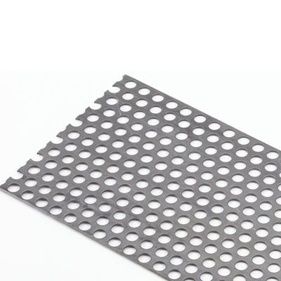 El cliente de espesor de la hoja perforada de acero inoxidable 201 316L 904L 310S SS 304 placa para la decoración del techo Solución