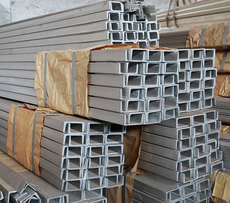 Fabricantes de chapas de acero inoxidable perforadas perforadas de alta resistencia para construcciones de edificios longitud 1-12 m