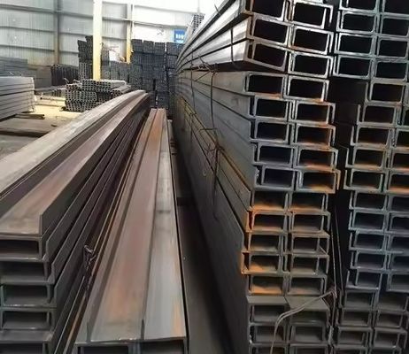 U canal laminado en caliente peso ligero C secciones de canal de acero con longitud según los requisitos del cliente