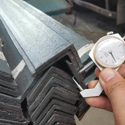 Corte de techo de acero inoxidable sin aleación laminado en caliente 70x70x5 Imagen Ángulo de acero galvanizado Estándar de hierro AiSi ASTM bs DIN GB JIS EN