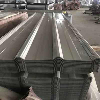Z30-Z40 Revestimiento de paneles de cubierta metálicos de hierro zinc galvanizado de PPGI corrugado para materiales de construcción de acero