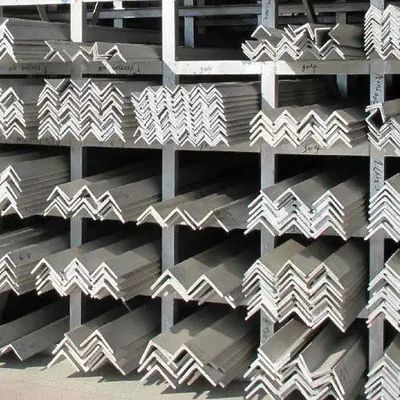 80x80x6 2b Superficie de acero inoxidable con perfil en forma de L Cortar y perforar azulejos con barras de ángulo igual Tolerancia ± 1%