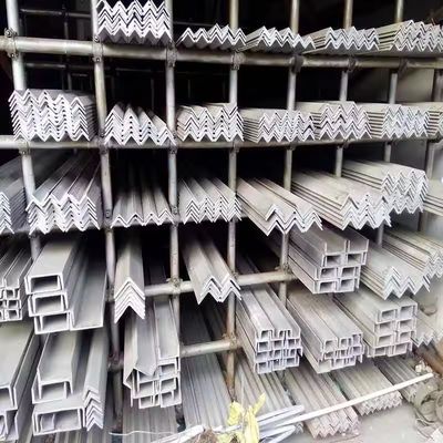 Ms Ángulos de acero para superficies planas de acero suave ASTM 572 Gr50 Peso ligero 50*50*6