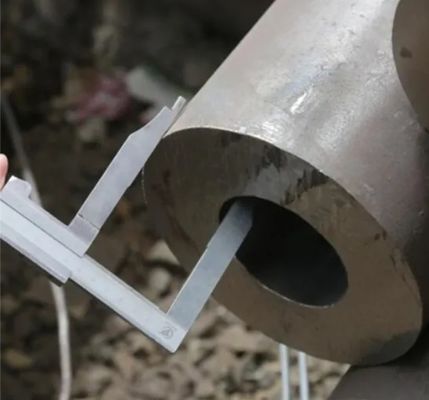 48 pulgadas redondo de alta presión sin costura de carbono y acero sin costura de aleación de tubo / tubo para la soldadura de procesamiento de servicio de soldadura