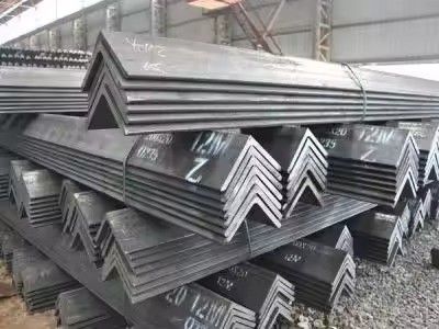 Barras angulares de acero suave de forma L sin aleación ASTM a36 a53 Q235 Q345 Acero de hierro galvanizado para sistemas de soporte de edificios