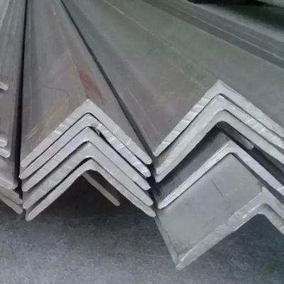Material de hierro de corte por ángulo SS301 SS304 Superficie de barra de ángulo igual BA/2B/NO.1/NO.3/NO.4/8K/HL/2D/1D para construcción estructural