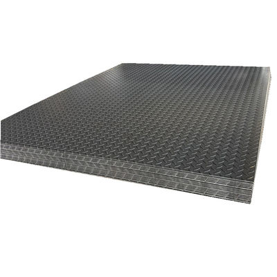 Placa de acero al carbono suave ASTM A36 con tolerancia especial con revestimiento negro aceitado ± 1% para fabricar piezas metálicas