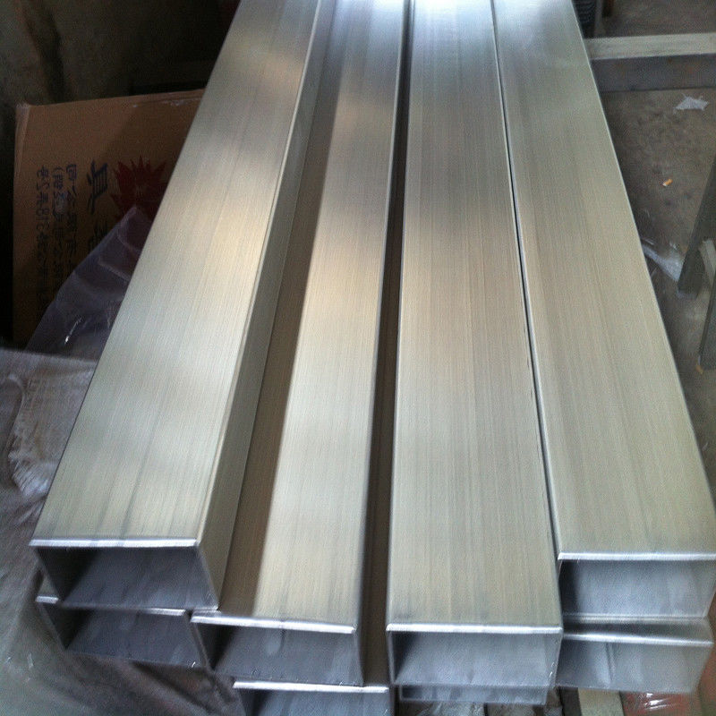 Cuadrado Baluster TP304L Tubo cuadrado de acero inoxidable sin costura 316 con buena y alta resistencia a la corrosión
